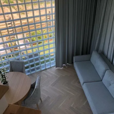 Maly Domek Apartamento Mechelinki